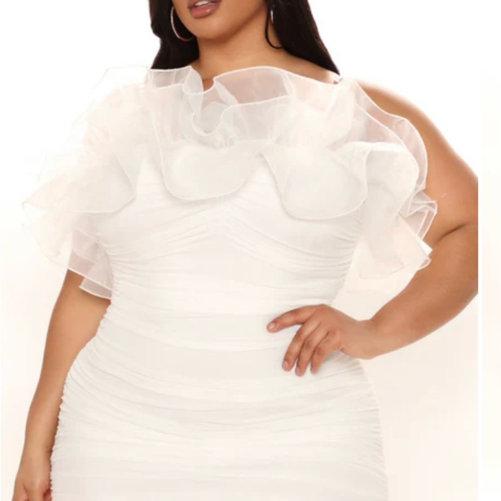 Elegant White Ruffled Mini Dress